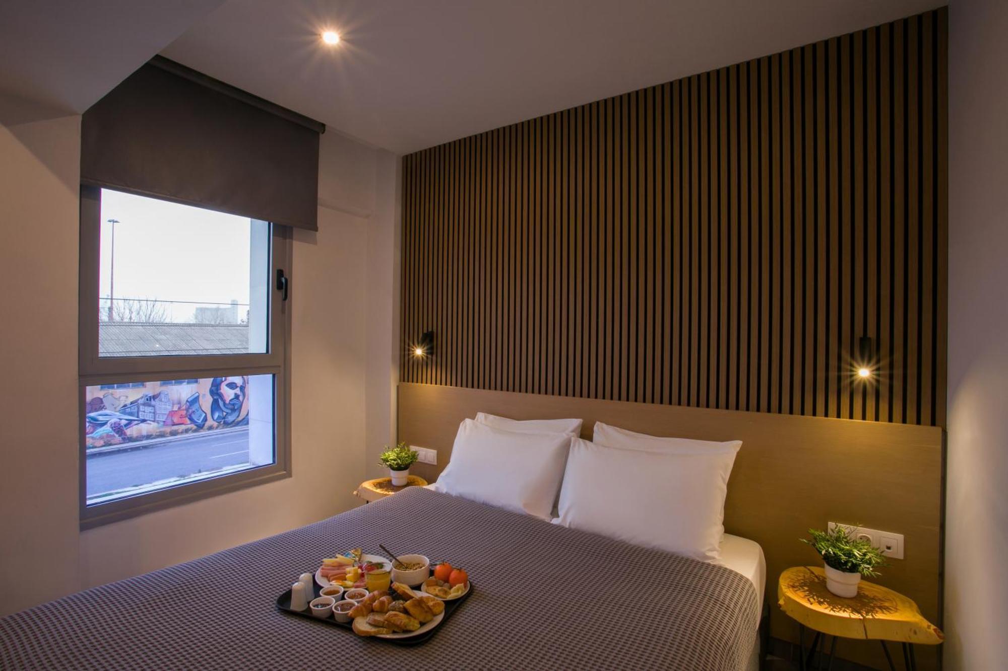 White Luxury Bed & Breakfast Tesalonika Bagian luar foto