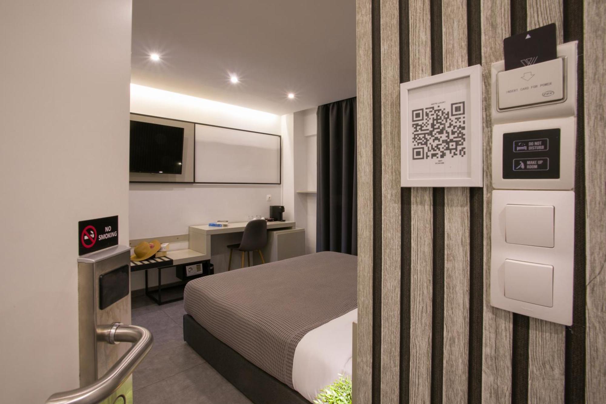 White Luxury Bed & Breakfast Tesalonika Bagian luar foto